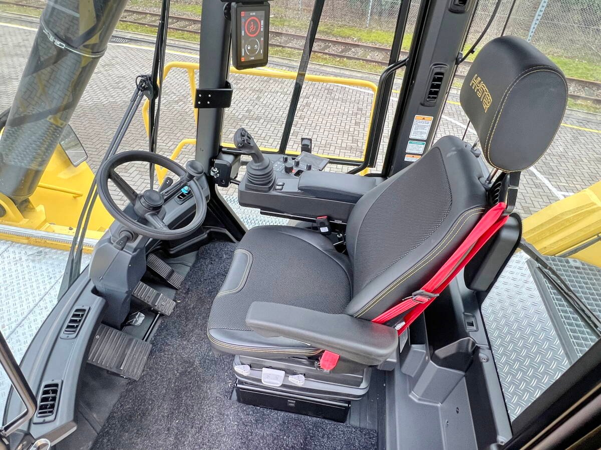 3865_06_Hyster RS46-29XD-62 - F222E02033_27