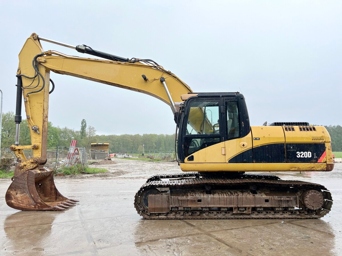 Caterpillar 320DL