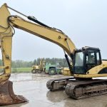 02_Caterpillar 320DL BM5784_01