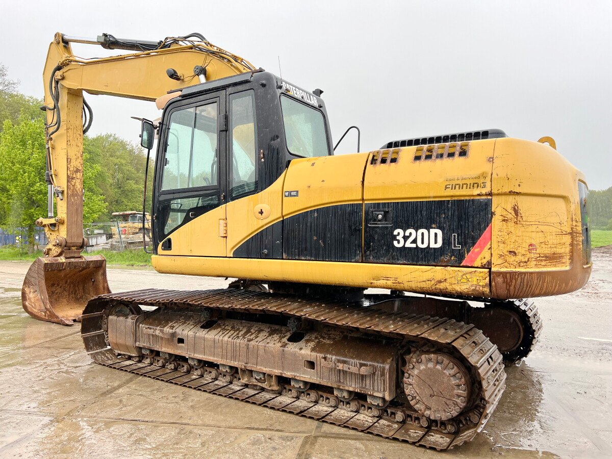 Caterpillar 320DL - Image 5