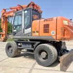 03_Hitachi ZX190W-3 - BM5829_05