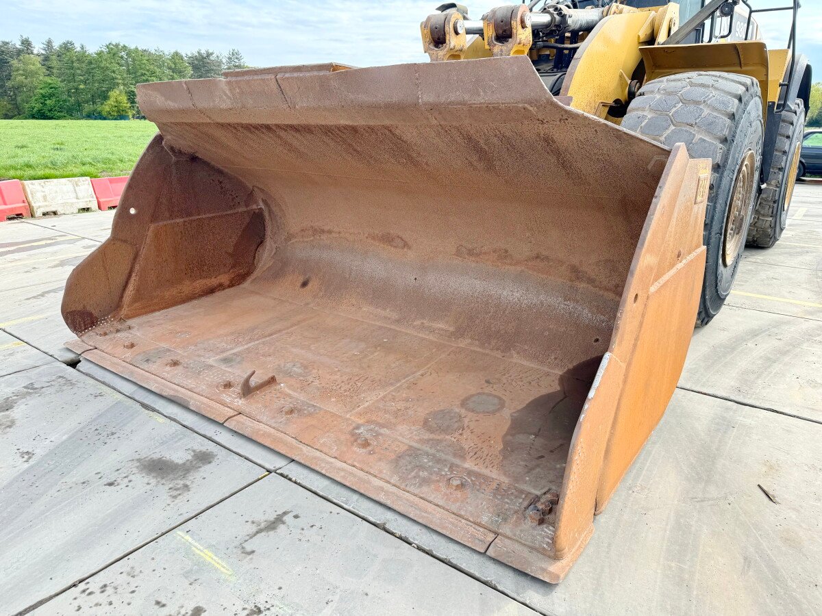 Caterpillar 980M - Image 16