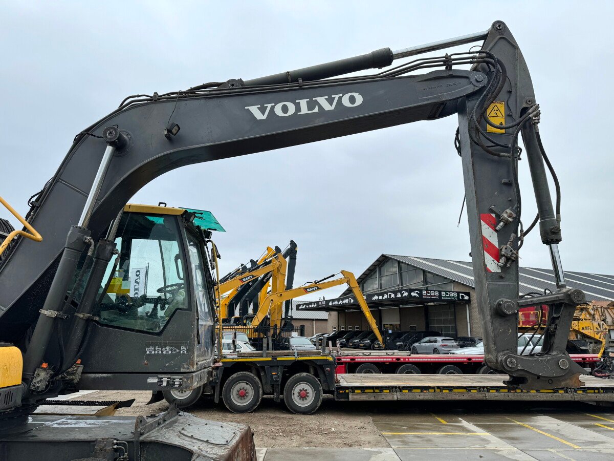 Volvo EW160C - Image 14