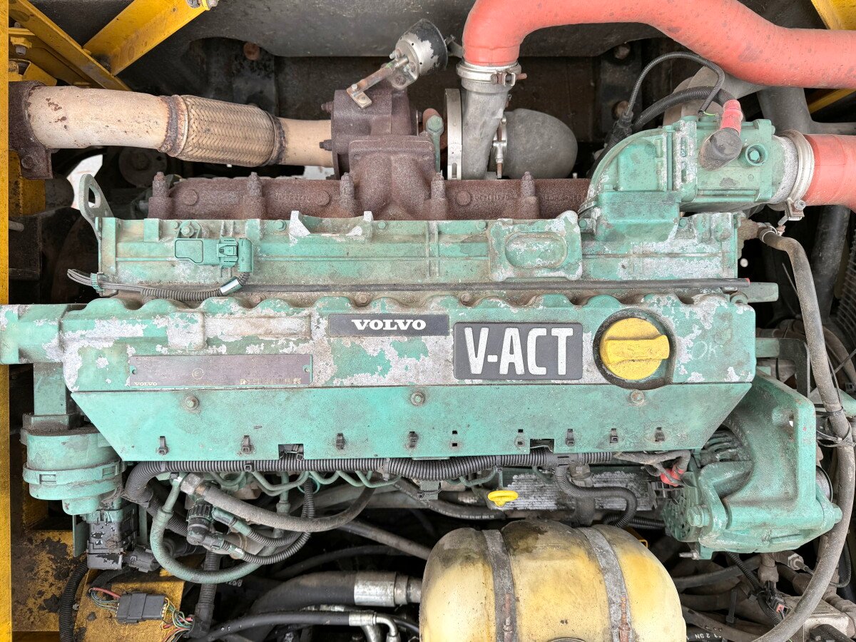 Volvo EW160C - Image 2