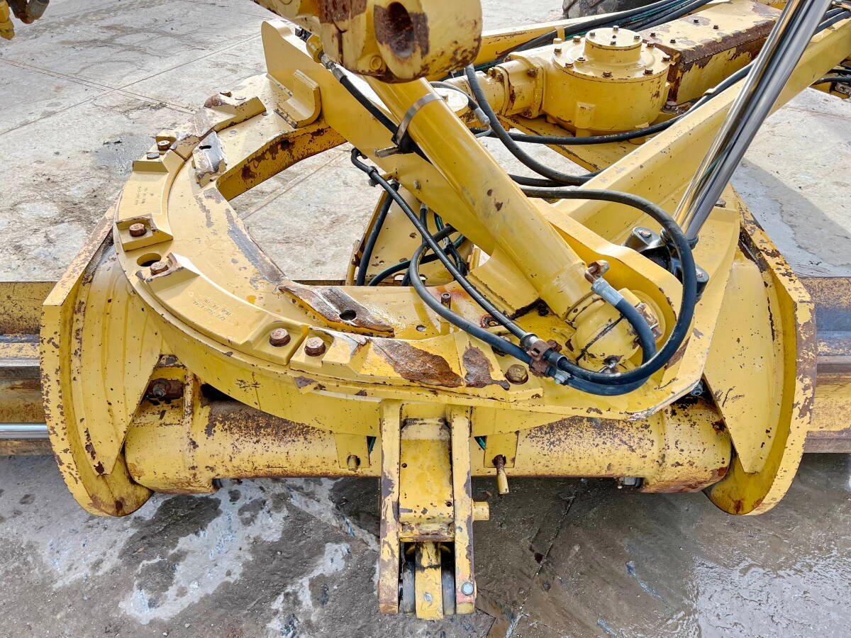 Caterpillar 140M AWD - Image 16