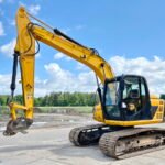 l_02_JCB JS130LC BM5786_02