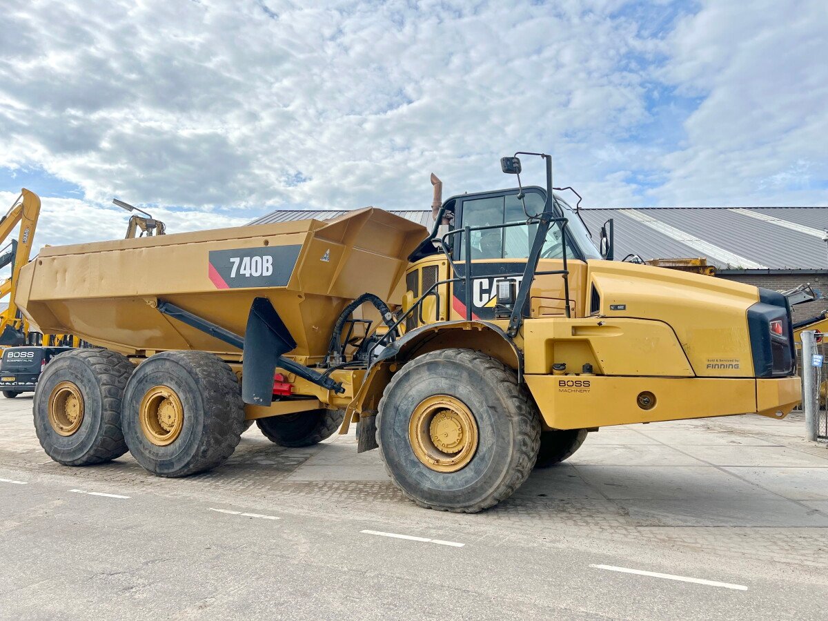 Caterpillar 740B - Image 4