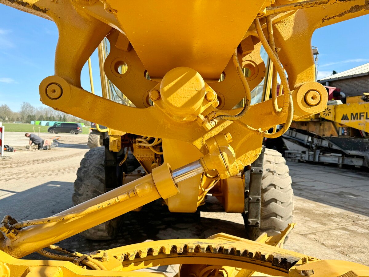 Caterpillar 12G - Image 2