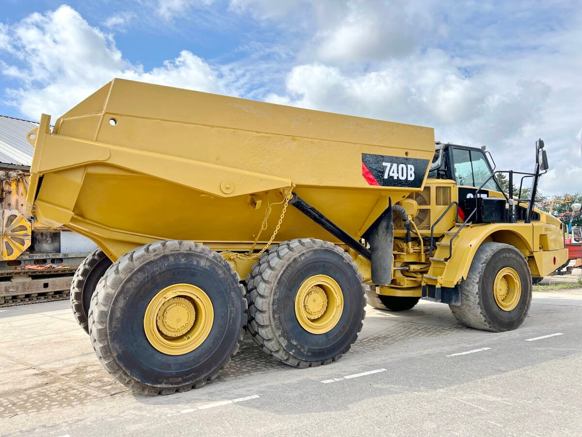Caterpillar 740B - Image 3