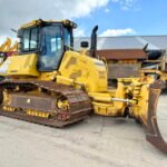 m_04_Komatsu D61PXI-24_24