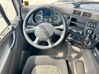 DAF CF85.360 + Effer 165-11-48 Crane - Image 4