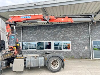 DAF CF85.360 + Effer 165-11-48 Crane - Image 2